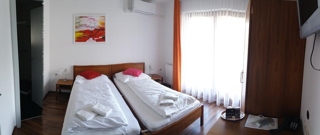 Balaca Panzio Veszprem Ngoại thất bức ảnh